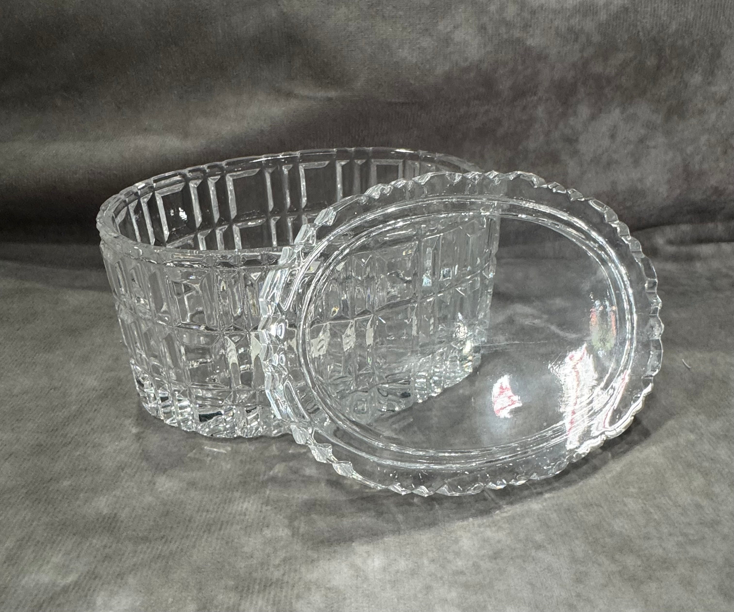 Oval Crystal Box with Lid