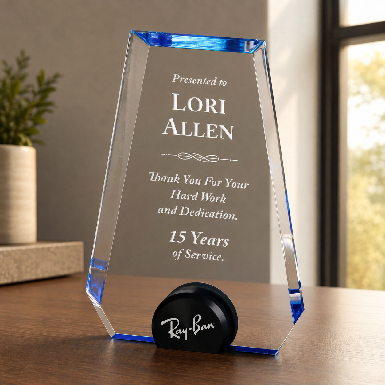Halo Pinnacle Acrylic Award