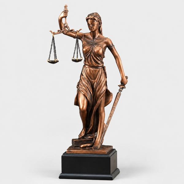 Lady Justice Resin - catalog